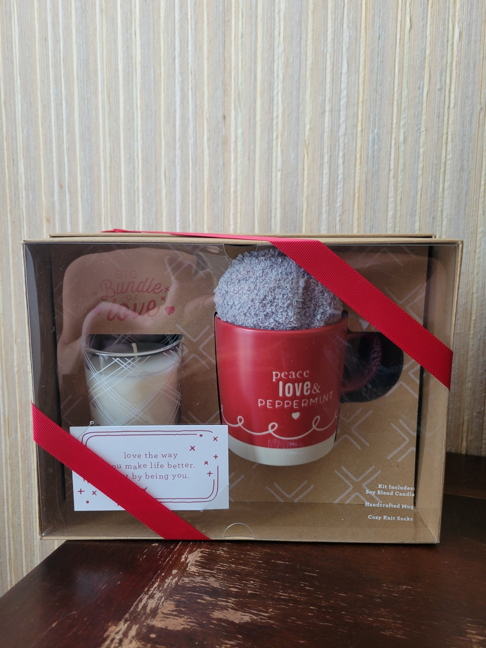 Demdaco Peace Love & Peppermint Gift Set NWT